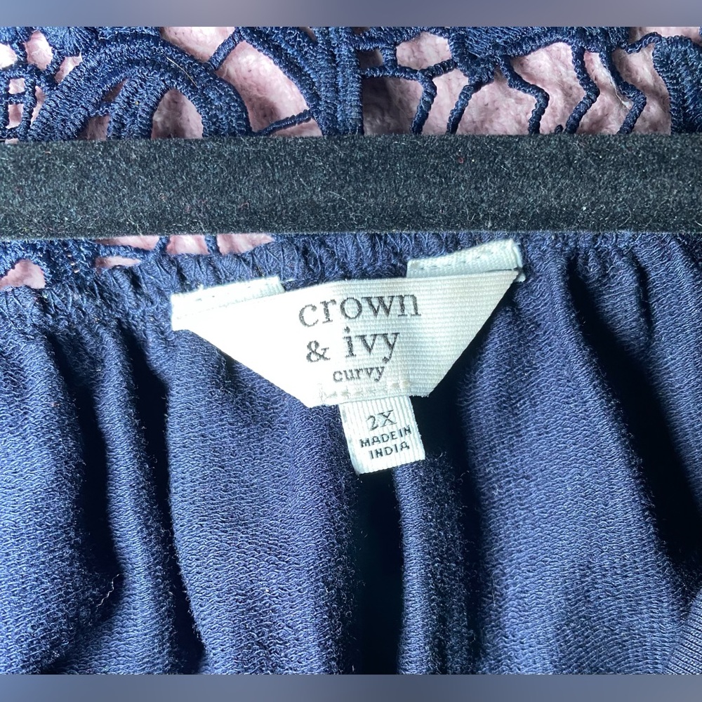 Crown and Ivy Navy Dress with top lace‎ Long Sleeve. - Picture 2 of 2
